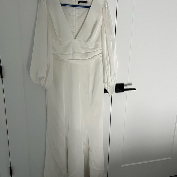 BOOHOO white maxi dress - Picture 3 of 3